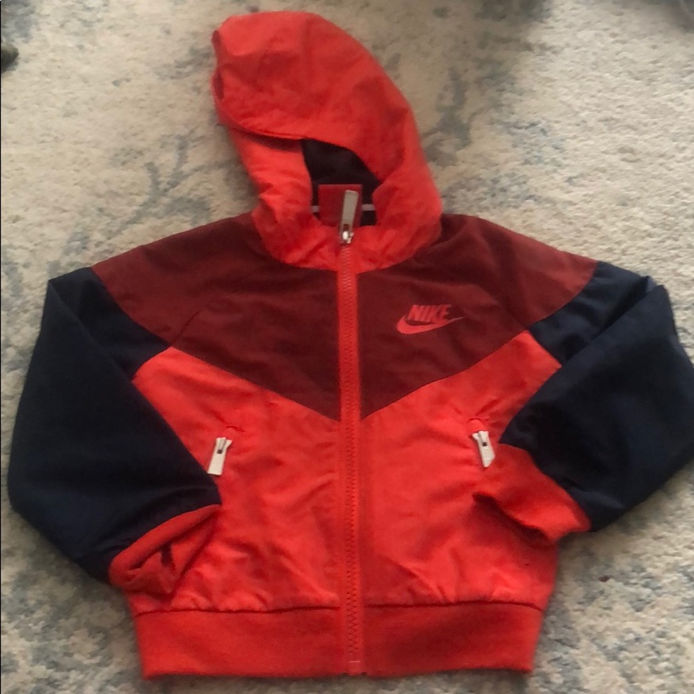 Nike light jacket size 2T